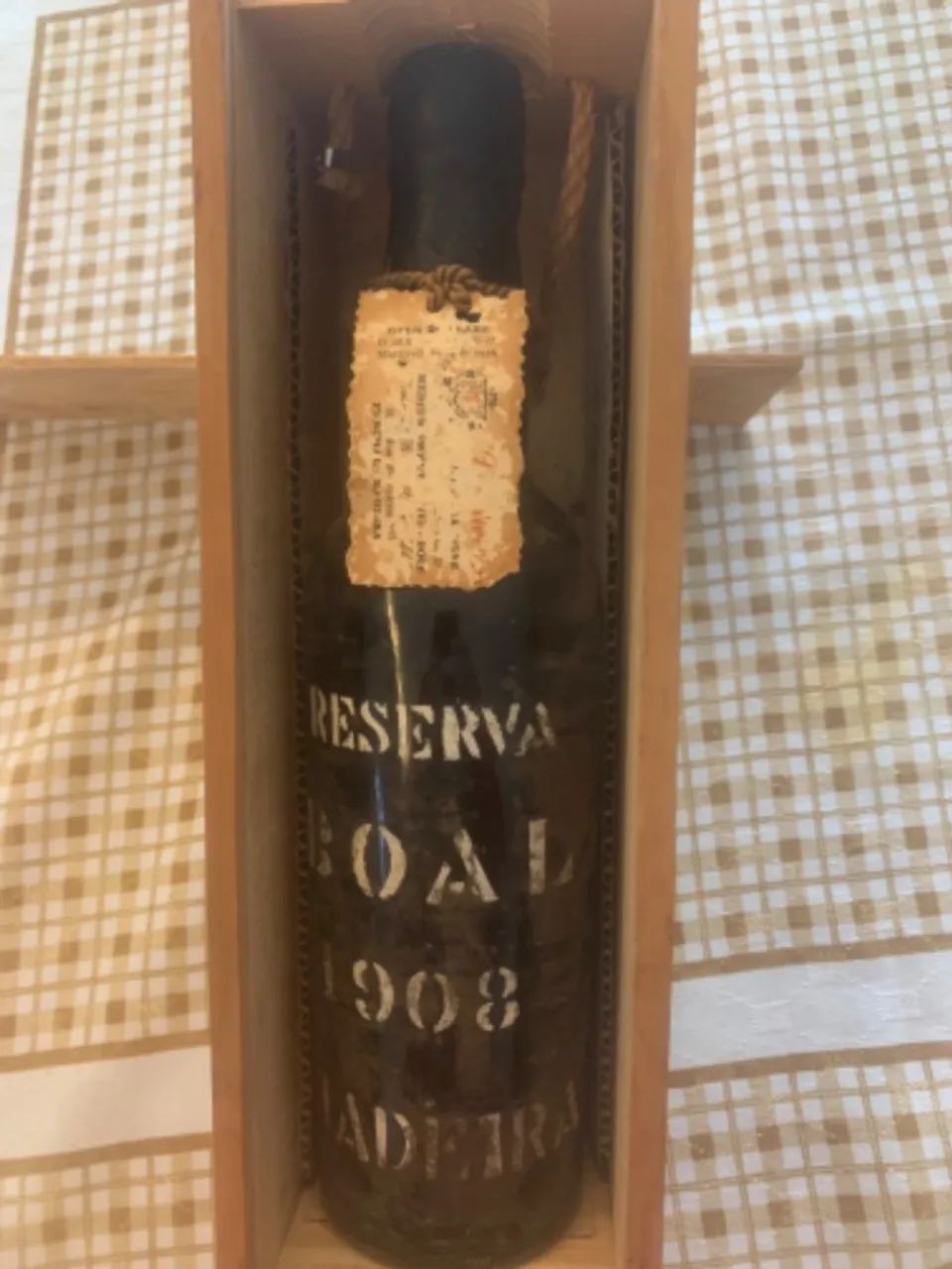 Vinho da Ilha da Madeira antigos