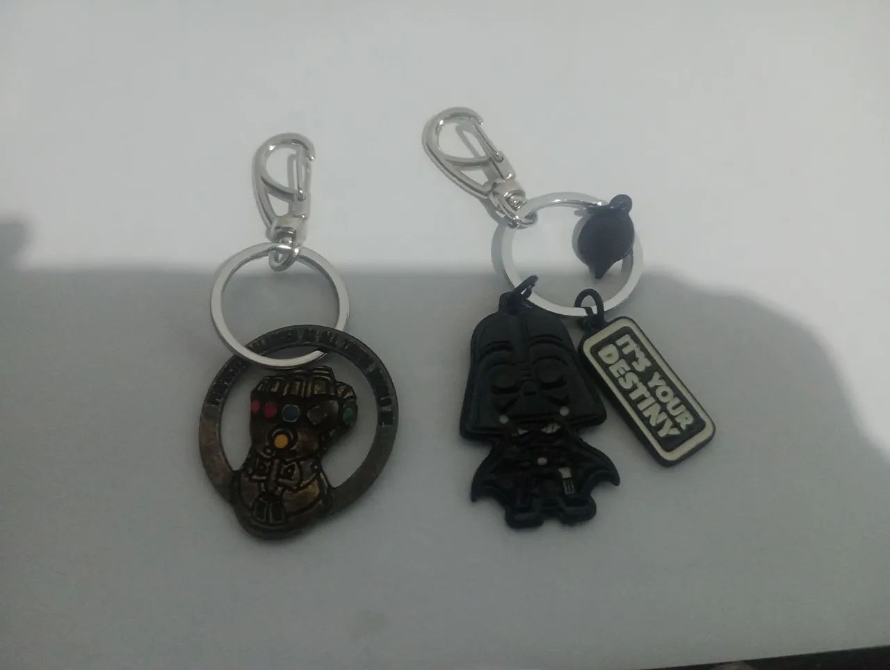 Lote com 2 chaveiros da Pitikas - Foto 4
