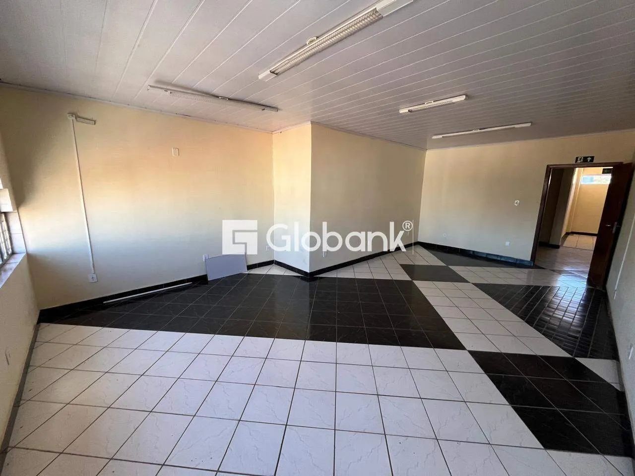 Andar para aluguel Centro 223m² Montes Claros MG - Foto 3