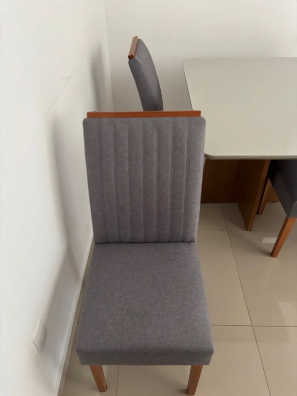 Mesa com 4 cadeiras - Foto 3