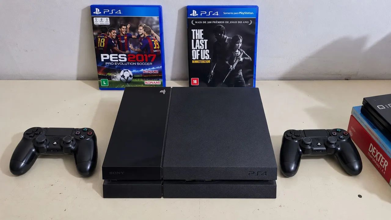 PlayStation 4 1 TB / 2 CONTROLES