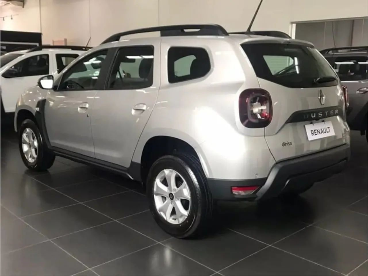 Renault Duster Intense Plus 1.6 16V Flex Mec. 2027 - Foto 2