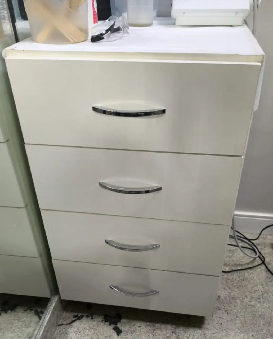 Gaveteiro odontológico 