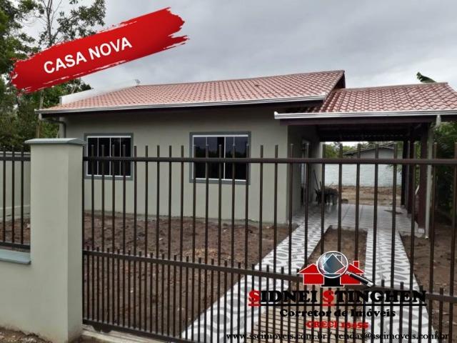 Casa novinha na Praia! Terreno todo murado, amplo espaço nos fundos