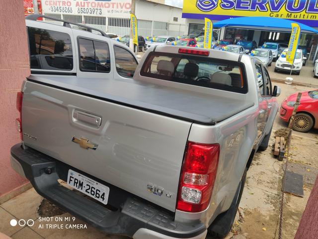 S10 2.8 LT 4x4 Manual 2016 Completa, aceito trocas e financio sem entrada - Foto 4