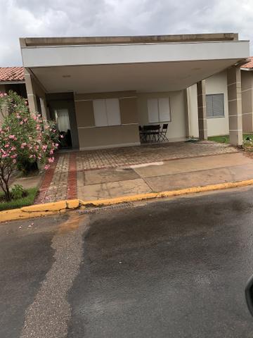 Casa condomínio Monte Negro