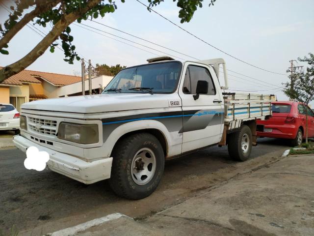 Linda d20 motor diesel tem gaiola boiadeiro não faço troca somente vendo