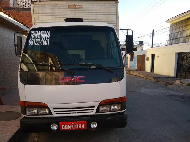 Vendo um caminhão GMC - Foto 2