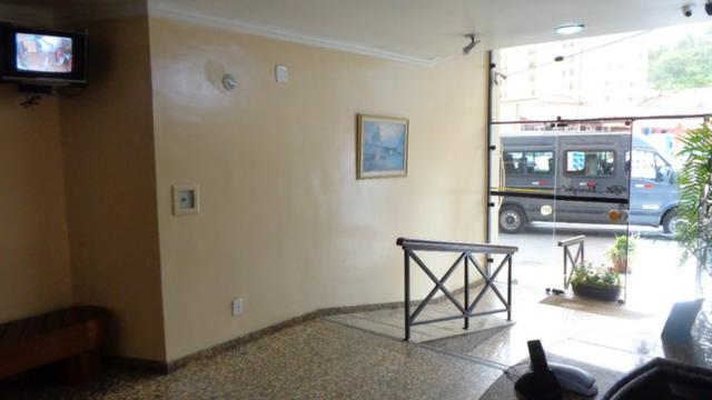 Excelente apartamento de frente, muito ensolarado, 3 quartos - Foto 17