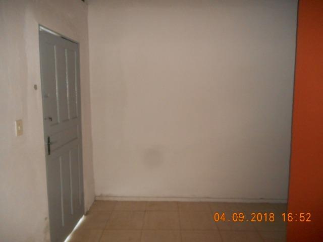 Casa na travessa iguaçu bairro 18 do forte - Foto 5