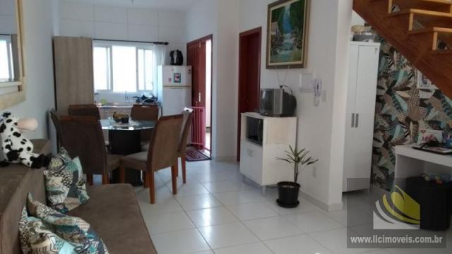 Casa para Venda em Imbituba, VILA NOVA ALVORADA - DIVINÉIA, 2 dormitórios, 2 banheiros, 1