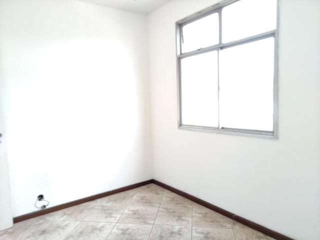 Excelente Apto grande vazio 02Qts com dependência completa garagem elevador Cachambi - Foto 8