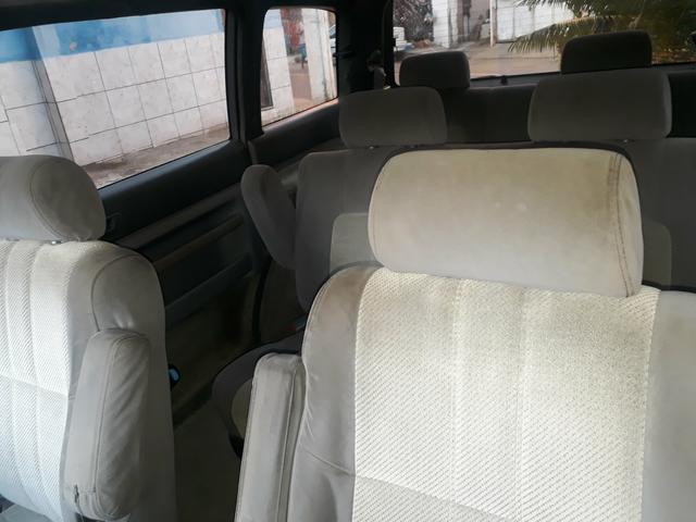 Vendo minivan MAZDA MPV 7 lugares - Foto 7