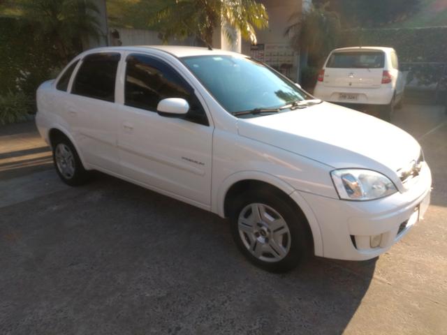 Corsa Sed Premium 1.4 2009 - Foto 2