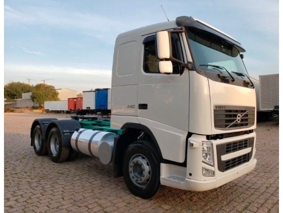 **CARTA DE CRÉDITO** VOLVO FH440 6X4 2011 ENTRADA R$82.000,00