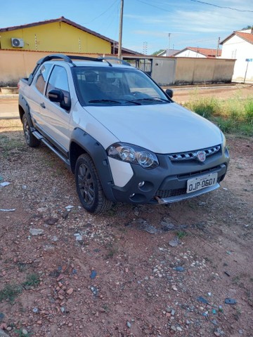 FIAT STRADA ADVENTURE 1.8 LOCKER FLEX CABINE DUPLA