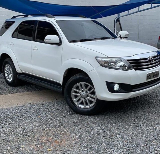 HILUX SW4 2.7 FLEX AUTOMATICO 2015 IPVA 21 PAGO