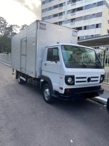 VW 8150 DELIVERY BAÚ