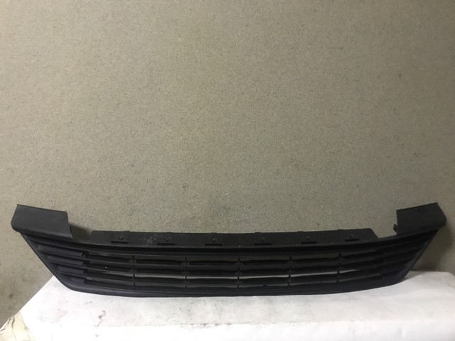 Grade do Toyota Etios (parachoque)