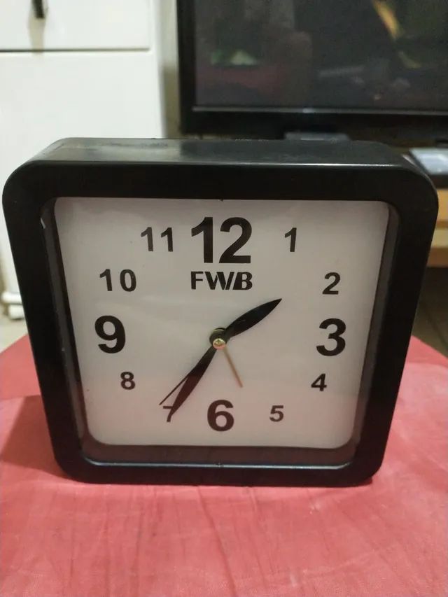 Relógio e despertador 