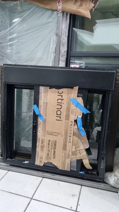 Janela com persiana linha gold premiun  - Foto 3