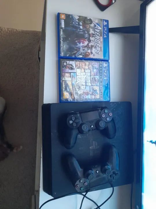 Playstation 4 com jogos e controle - Foto 2