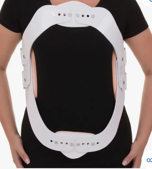 Colete Imobilizador Ortopédico, cor branca, tamanho M