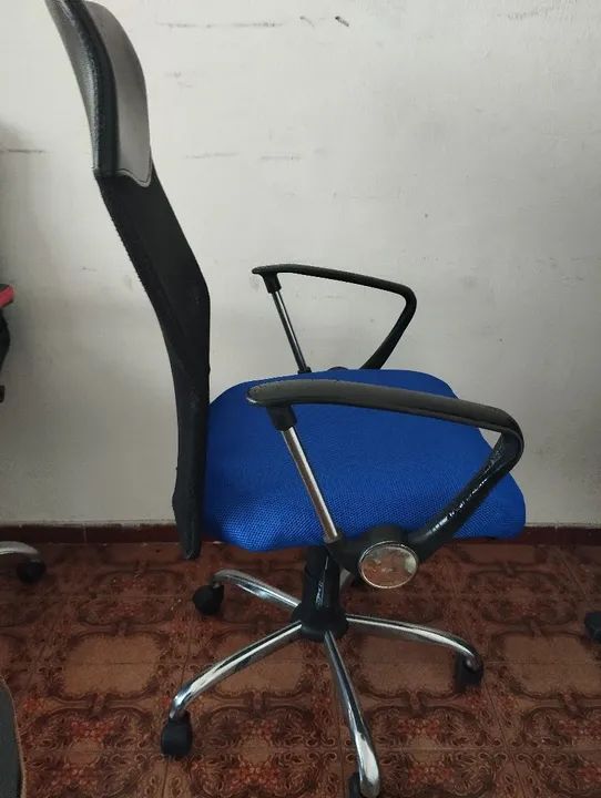 Cadeira de Escritório Mesh Giratória - Foto 4