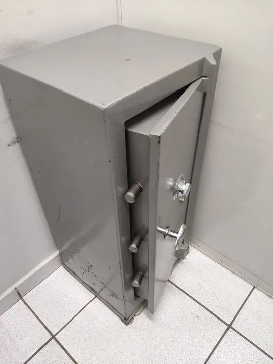 VENDO COFRE - Foto 3