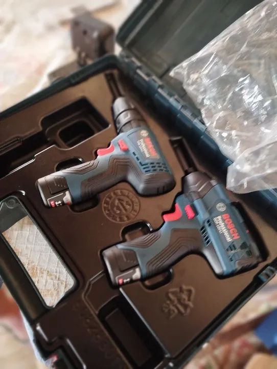Kit parafusadeira+chave de impacto 12V Bosch  - Foto 3