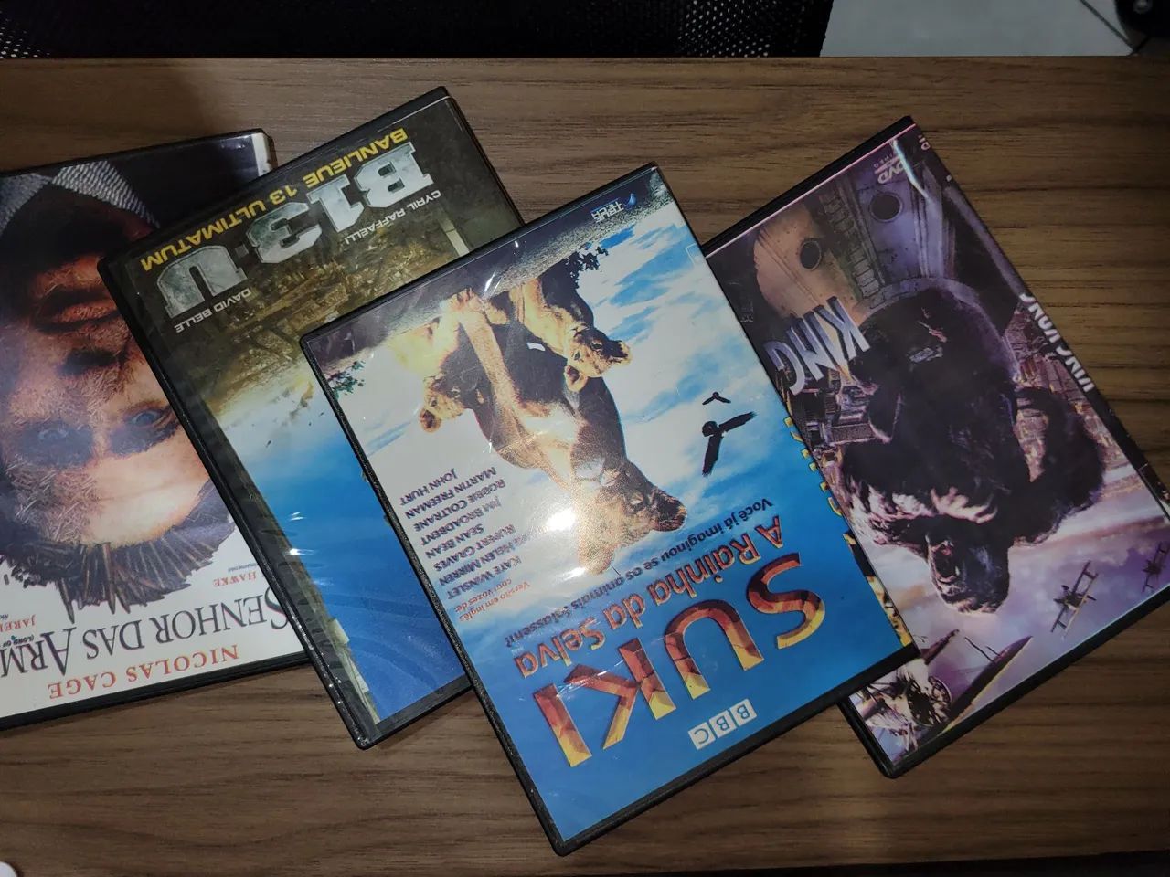 Vendo DVDs mais de 300 títulos de filmes!!!