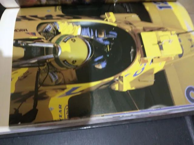 Livro Ayrton Senna  - Foto 3