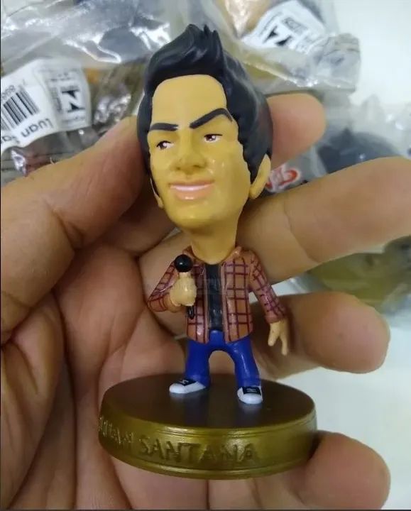 Boneco Luan Santana Friboi