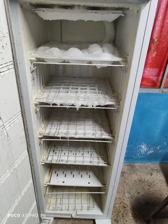 Freezer vertical Eletrolux  - Foto 3