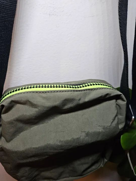 Bolsa Crossbody Kipling LITE Original Verde Militar - Foto 4