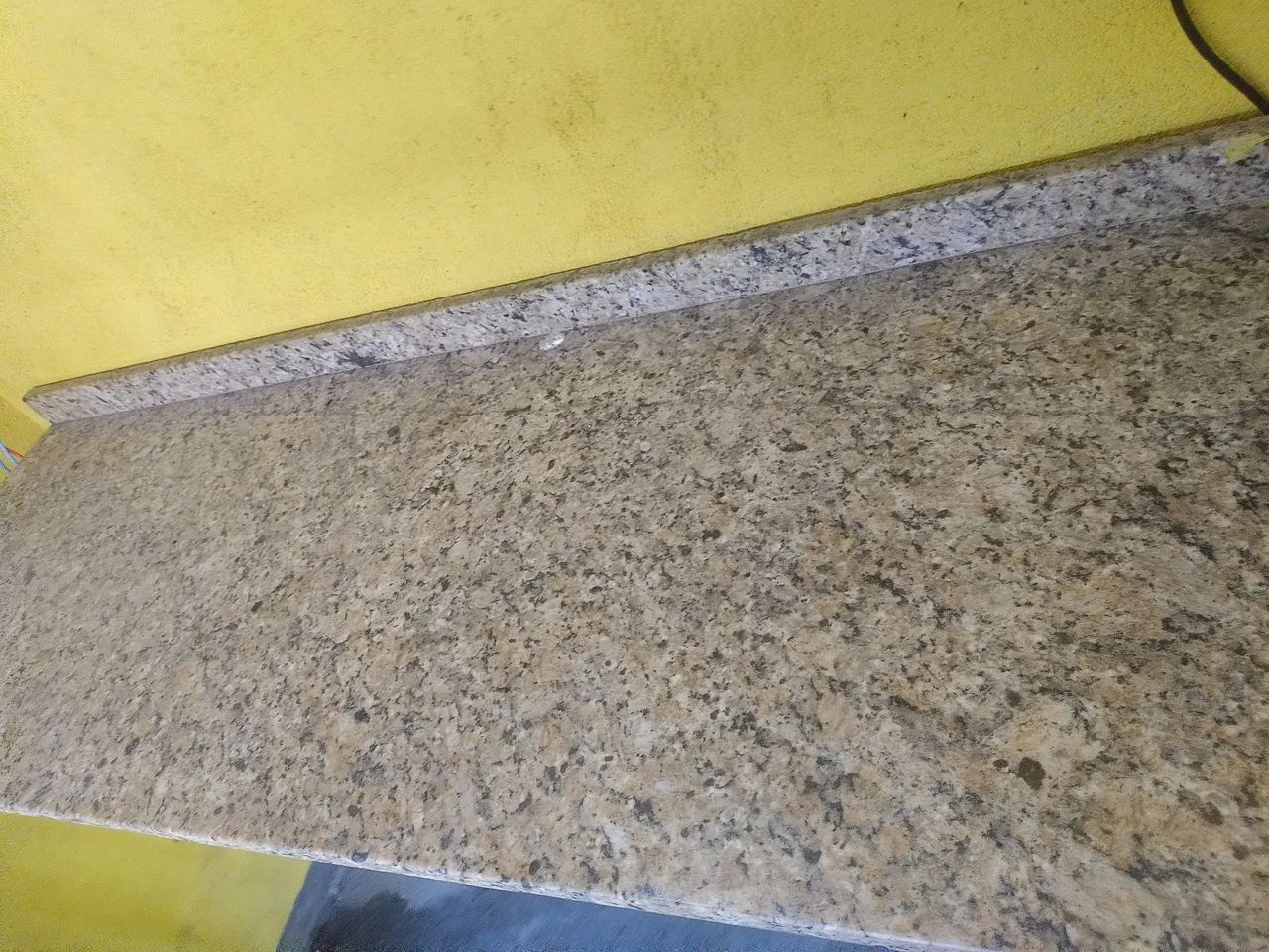 Bancada de  Granito em Ótimo Estado