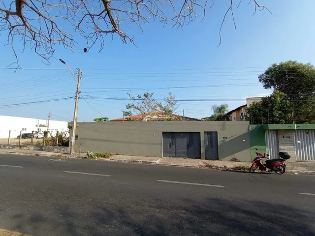 AV. DR. AQUILES WALL FERRAZ - BAIRRO; SANTA ISABEL