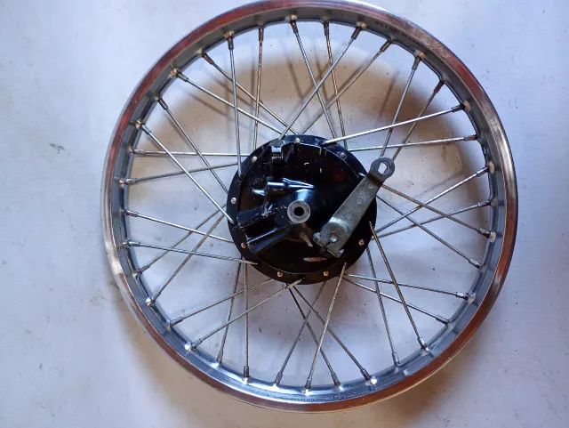 VENDO RODA TRASEIRA DA CRYPTON T 115 (COMPLETA)