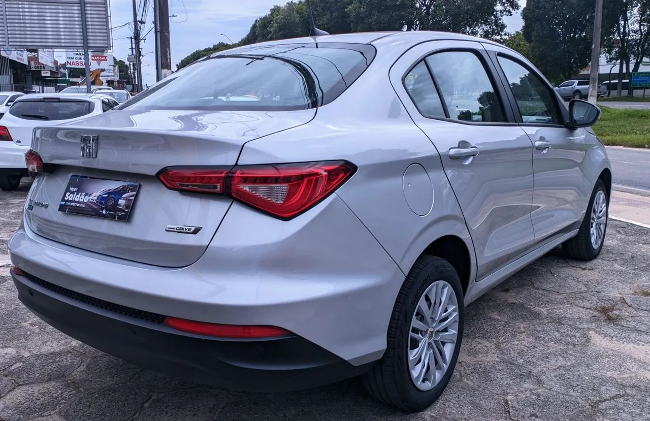 FIAT CRONOS DRIVE 2024  - Foto 3