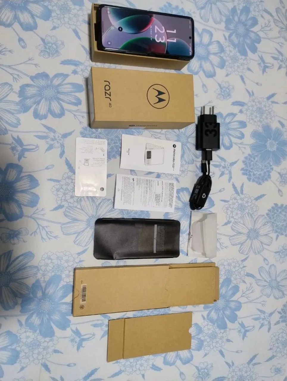 Vendo moto razr 40