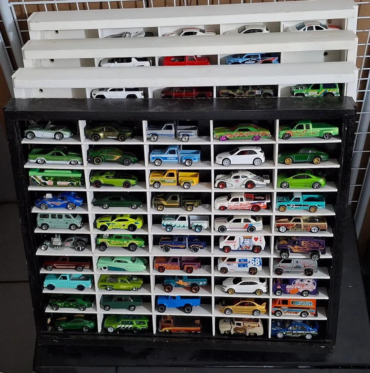 Estante expositor Hot wheels
