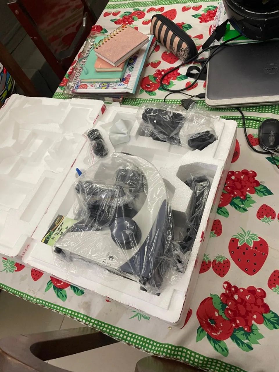 Microscópio Biológico Binocular Global Optics LED 1000x - Seminovo, Perfeito Estado - Foto 3