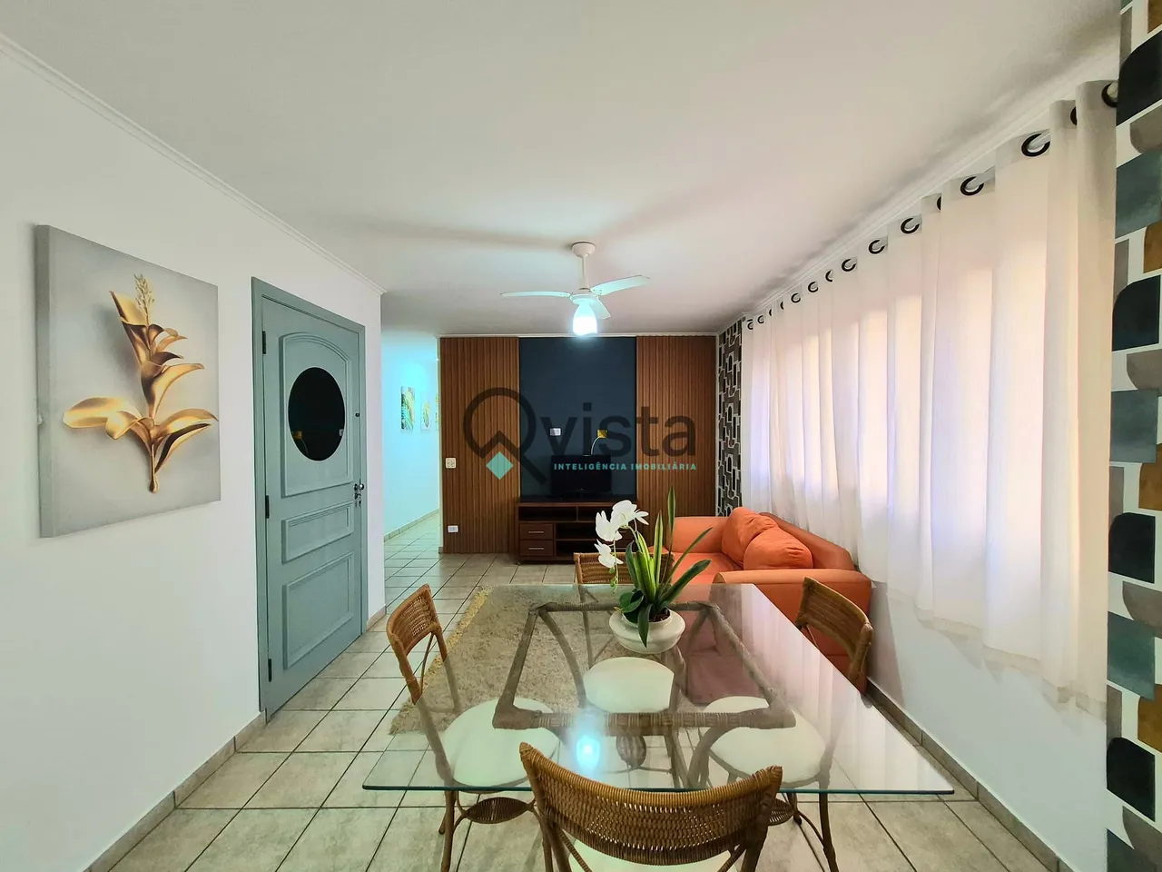 Apartamento para Locação Anual na Pitangueiras no Guarujá | QVista Inteligência Imobiliári