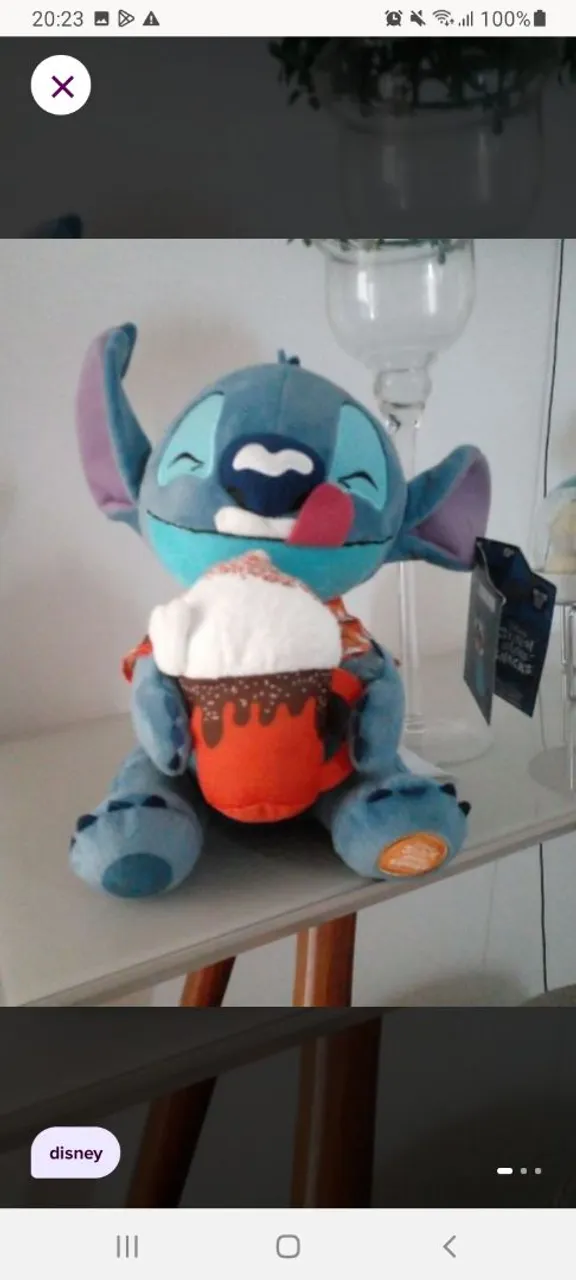 Pelúcia Stitch com cupcake Disney