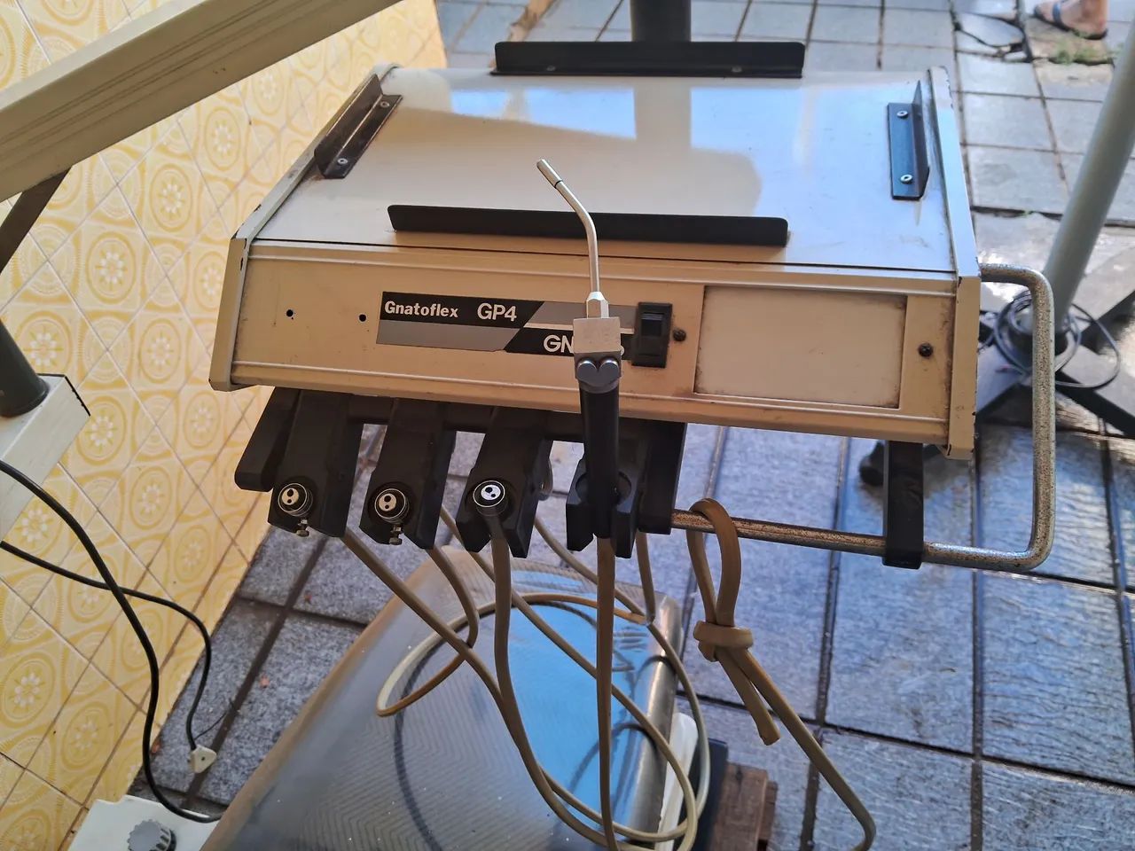 Cadeira Odontológica Antiga - Foto 3