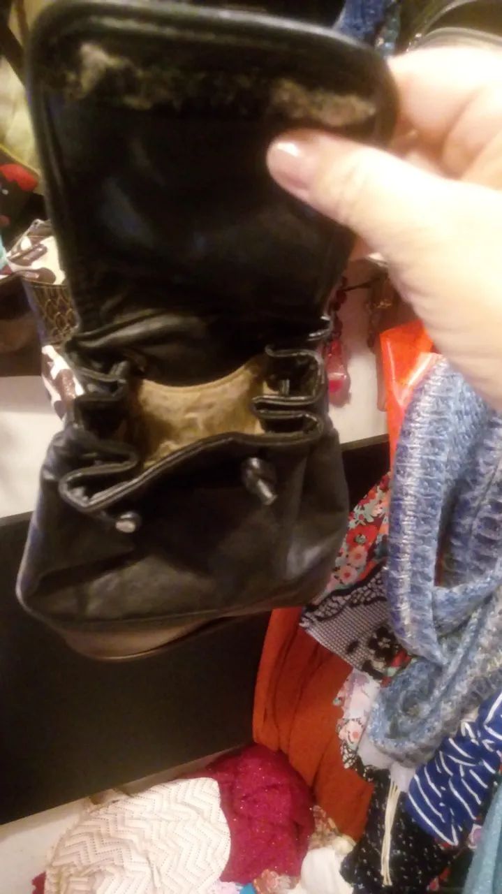 bolsa mochilinha de uma alça - Foto 4