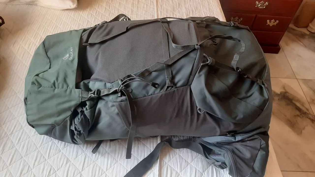 Mochila Deuter Aircontact Core 70+10 Nova Zero  - Foto 4
