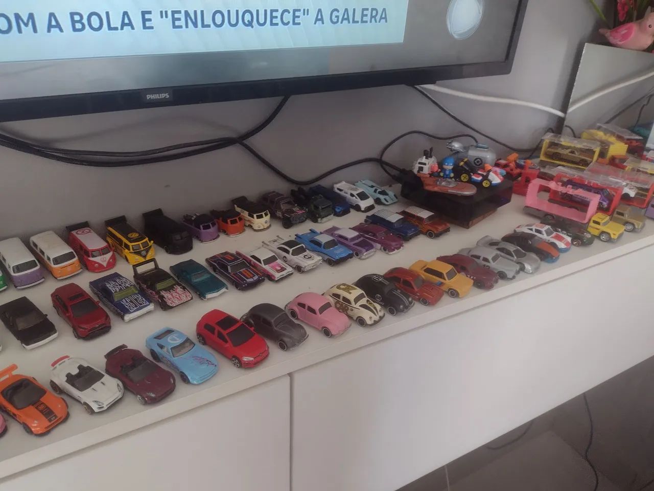 Coleção de 107 Miniaturas Hot Wheels  - Foto 3