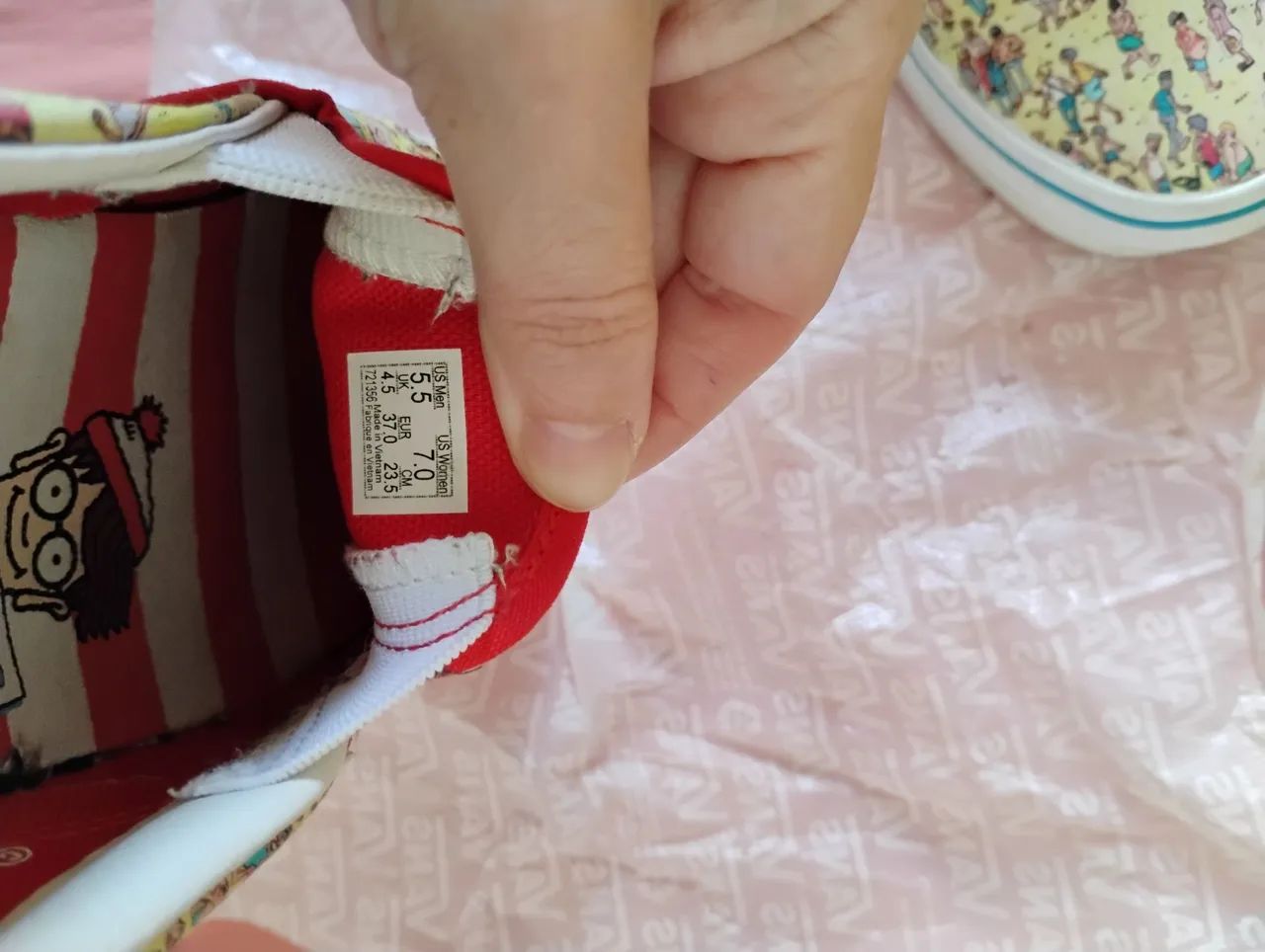 Tênis vans edição limitada onde está Wally  - Foto 3
