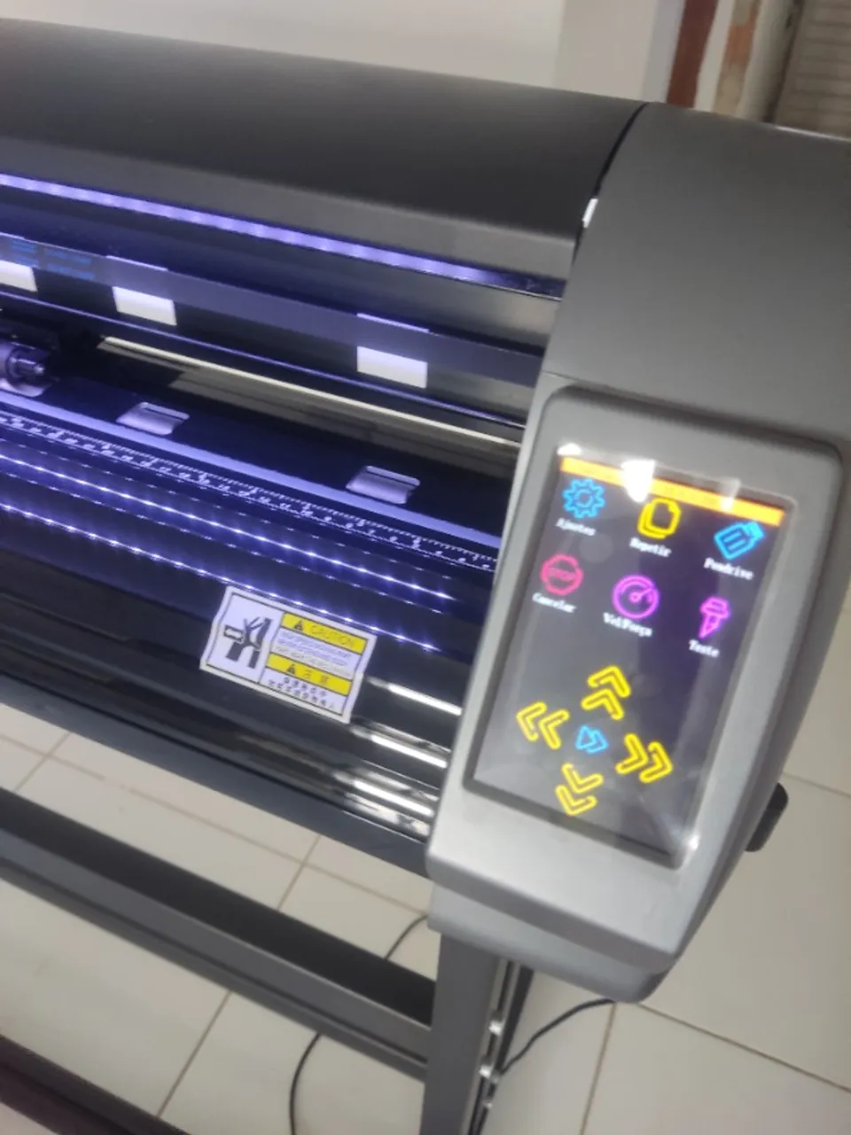 Plotter de recorte V48 pro